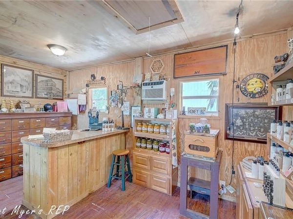 17131 Slater RD, NORTH FORT MYERS, FL 33917