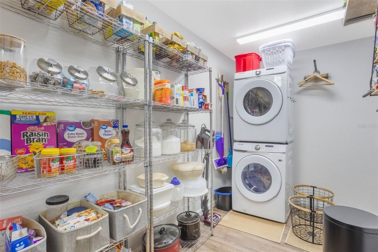 300 N Dixie Avenue, Fruitland Park, FL 34731 Photo