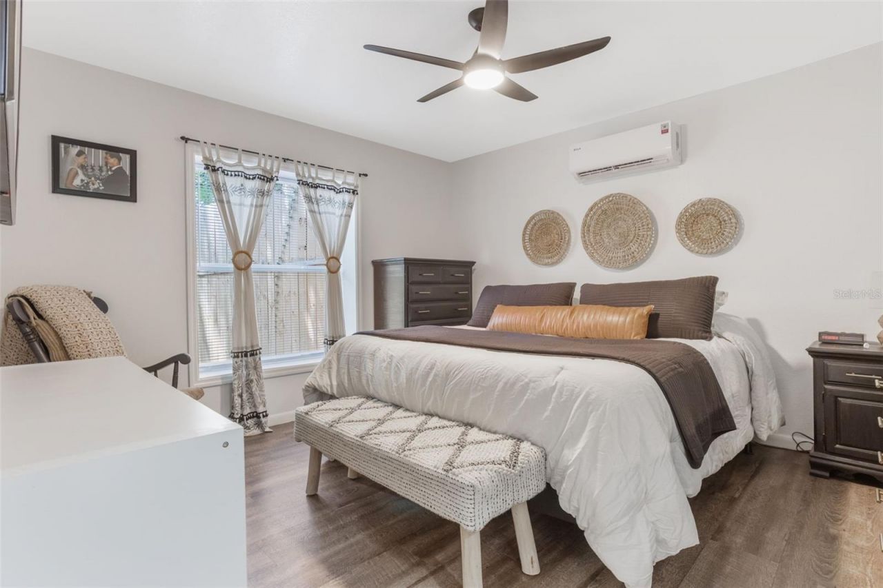 300 N Dixie Avenue, Fruitland Park, FL 34731 Photo