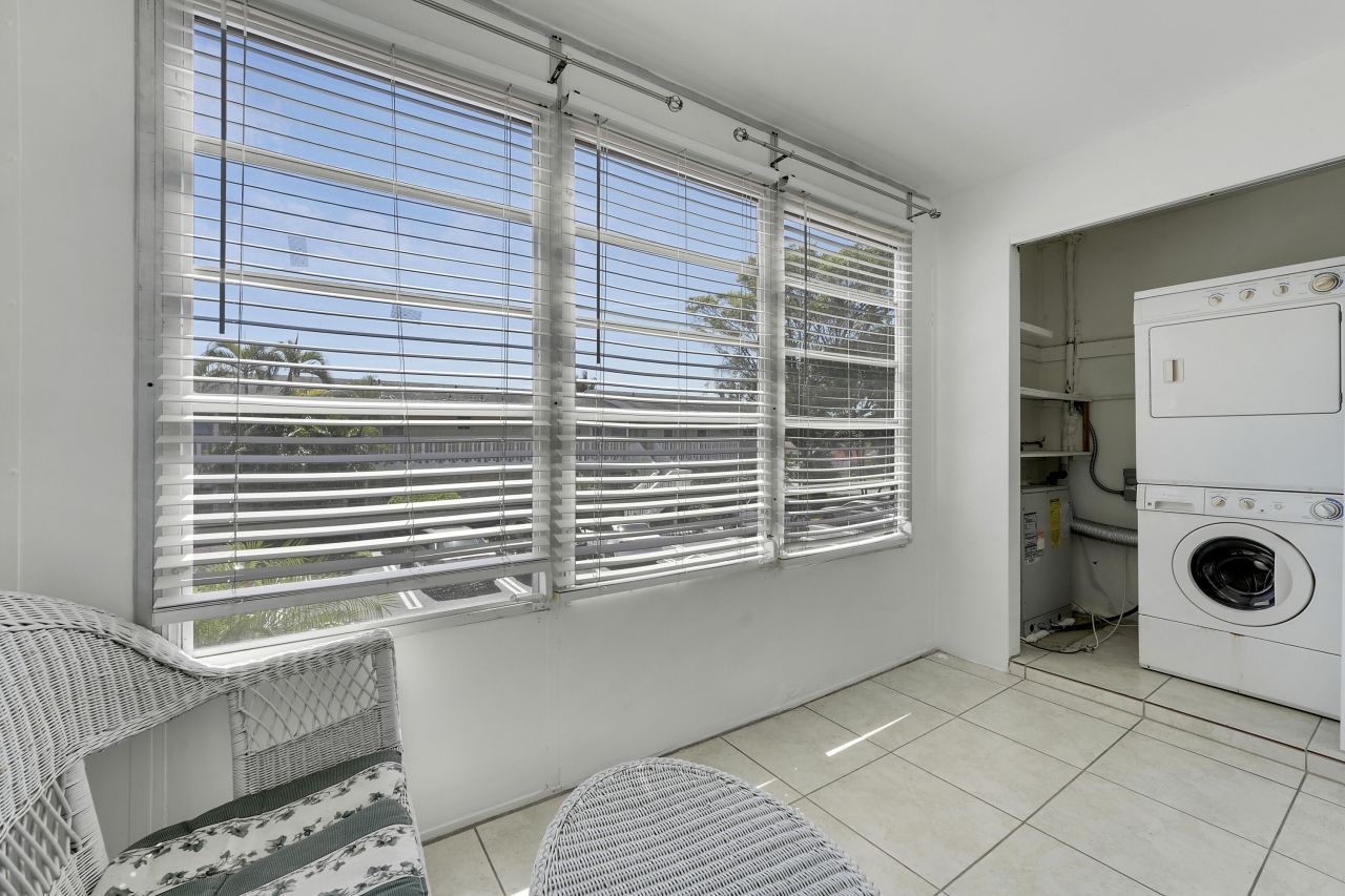 2132 NE 1st Way, Unit 204, Boynton Beach, FL 33435 Photo