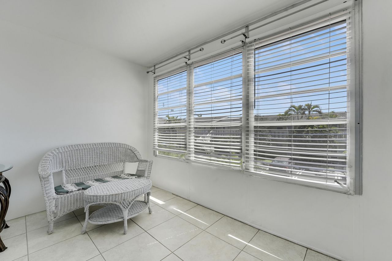 2132 NE 1st Way, Unit 204, Boynton Beach, FL 33435 Photo