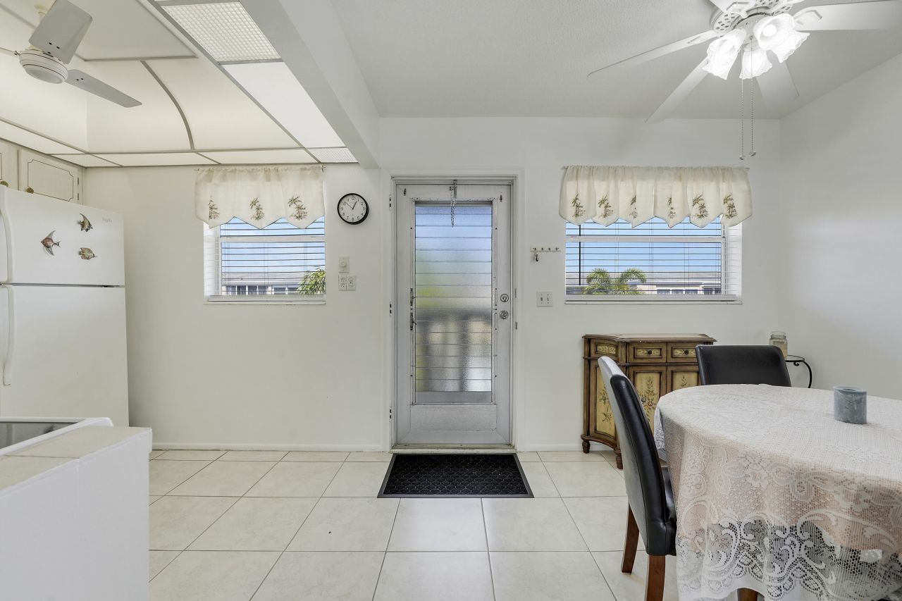 2132 NE 1st Way, Unit 204, Boynton Beach, FL 33435 Photo