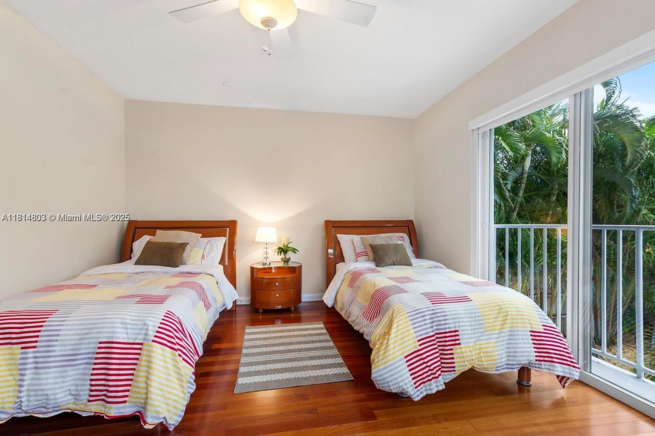 4101 Bayview Dr, Fort Lauderdale, FL 33308 Photo