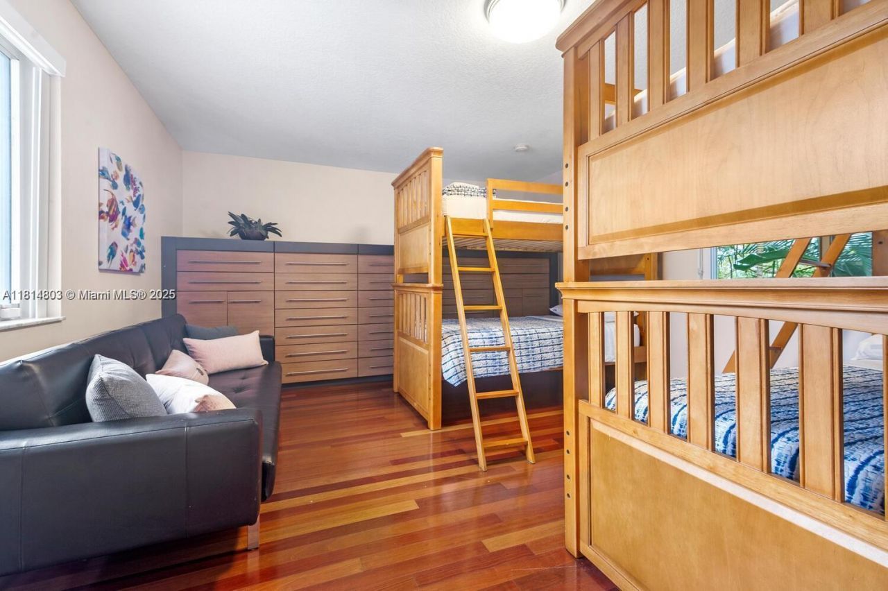 4101 Bayview Dr, Fort Lauderdale, FL 33308 Photo