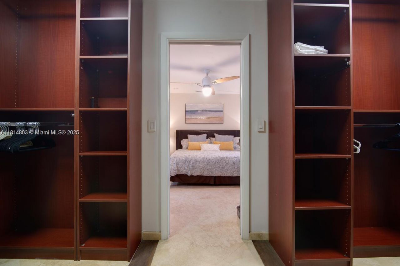 4101 Bayview Dr, Fort Lauderdale, FL 33308 Photo