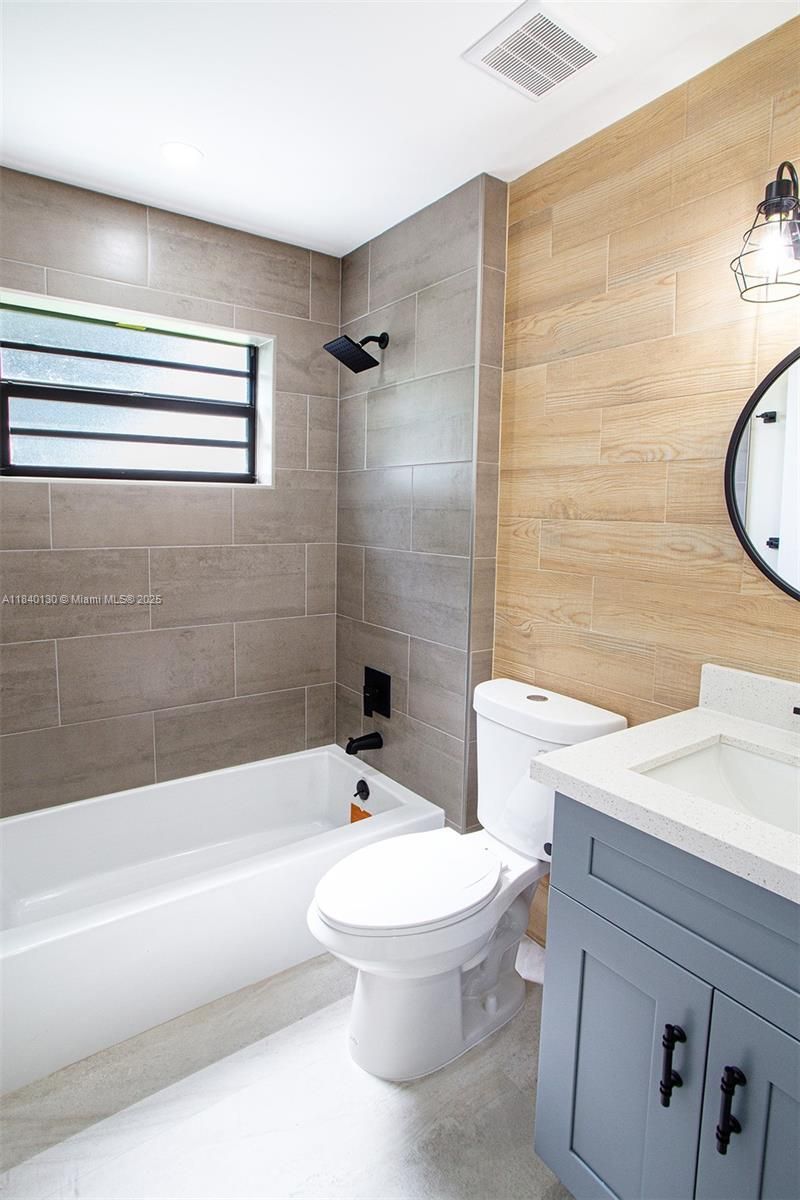 9431 Boca Cove Cir, Unit 1009, Boca Raton, FL 33428 Photo