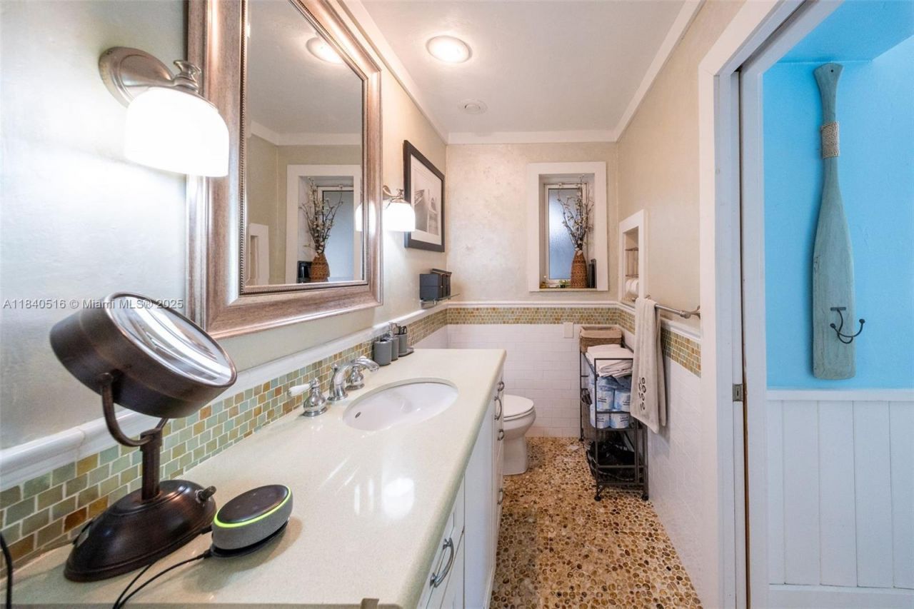 204 S Seacrest Cir, Delray Beach, FL 33444 Photo