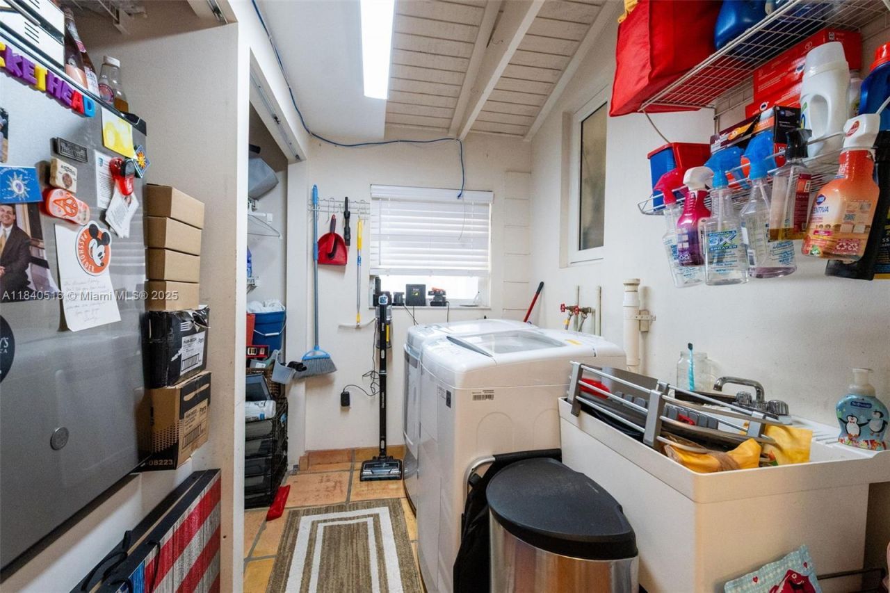 204 S Seacrest Cir, Delray Beach, FL 33444 Photo