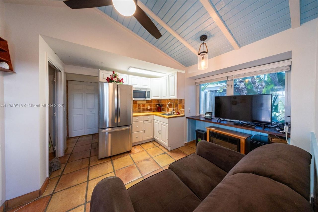 204 S Seacrest Cir, Delray Beach, FL 33444 Photo