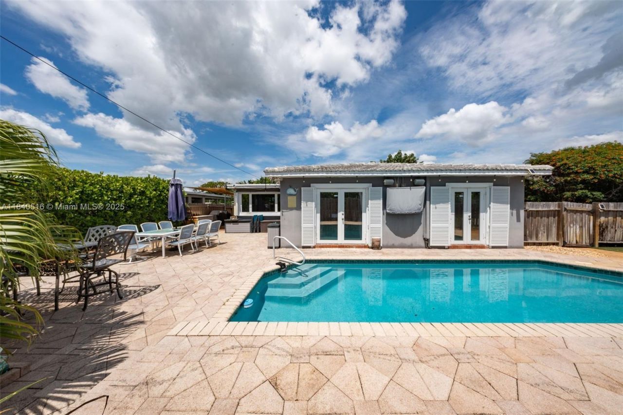 204 S Seacrest Cir, Delray Beach, FL 33444 Photo