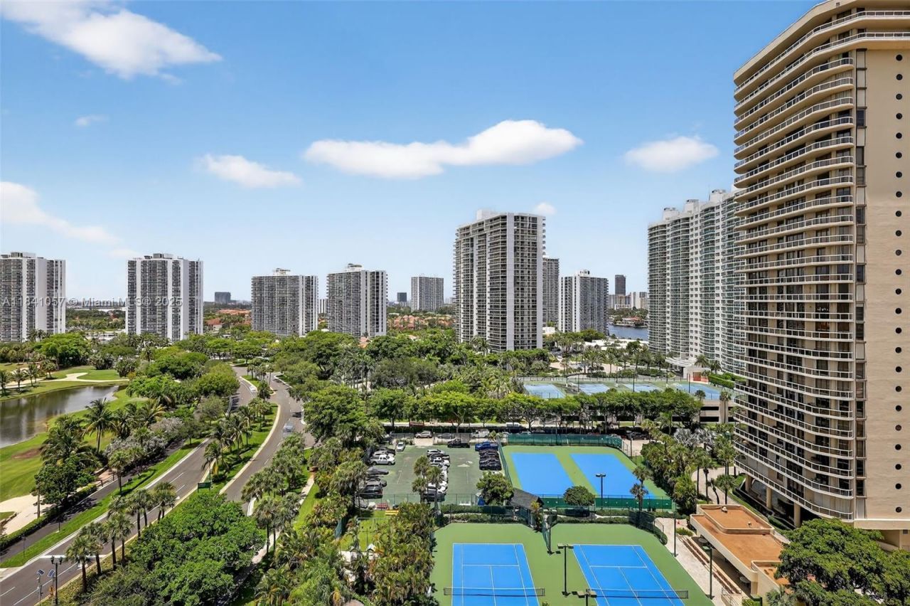 20185 E Country Club Dr, Unit 1406/1405, Aventura, FL 33180 Photo