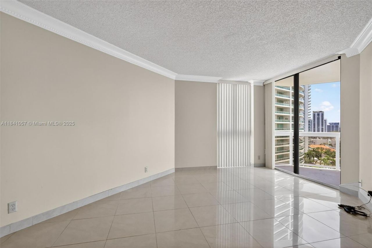 20185 E Country Club Dr, Unit 1406/1405, Aventura, FL 33180 Photo