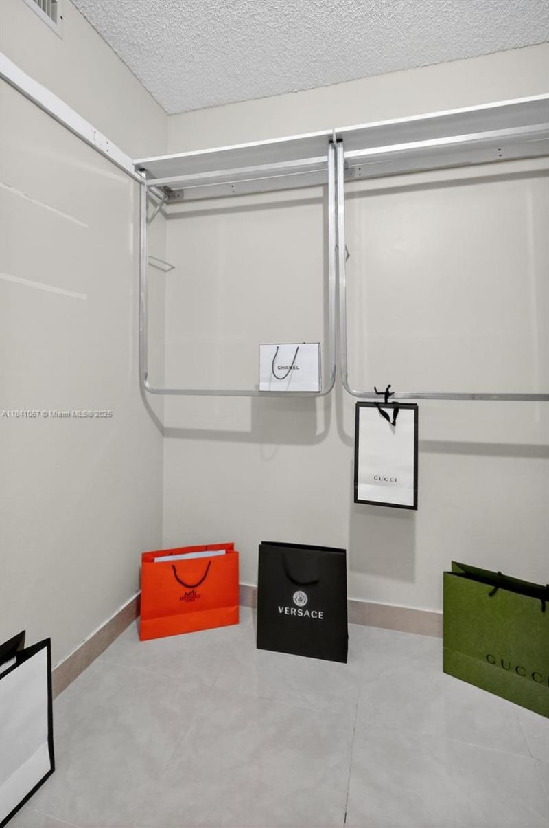 20185 E Country Club Dr, Unit 1406/1405, Aventura, FL 33180 Photo