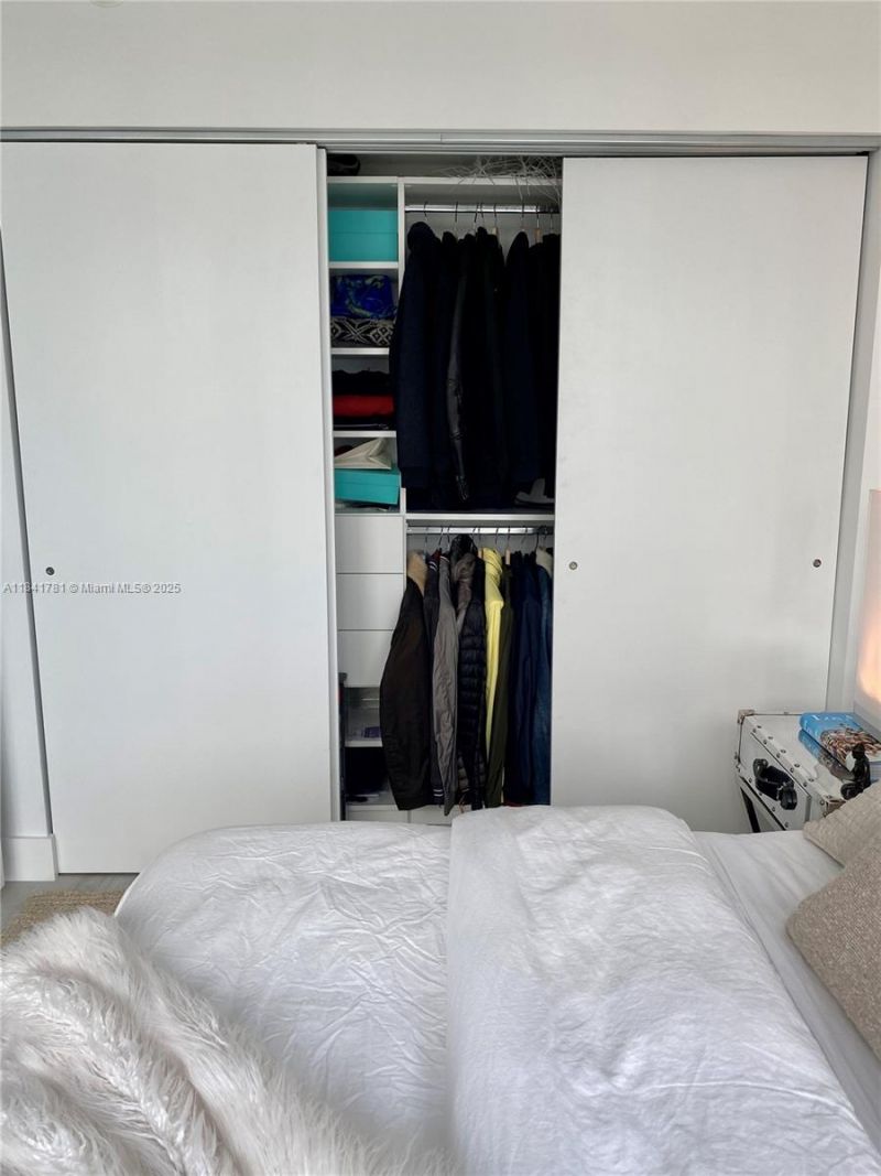 3131 NE 7th Ave, Unit 2801, Miami, FL 33137 Photo