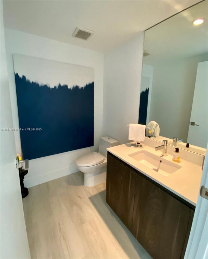 3131 NE 7th Ave, Unit 2801, Miami, FL 33137 Photo