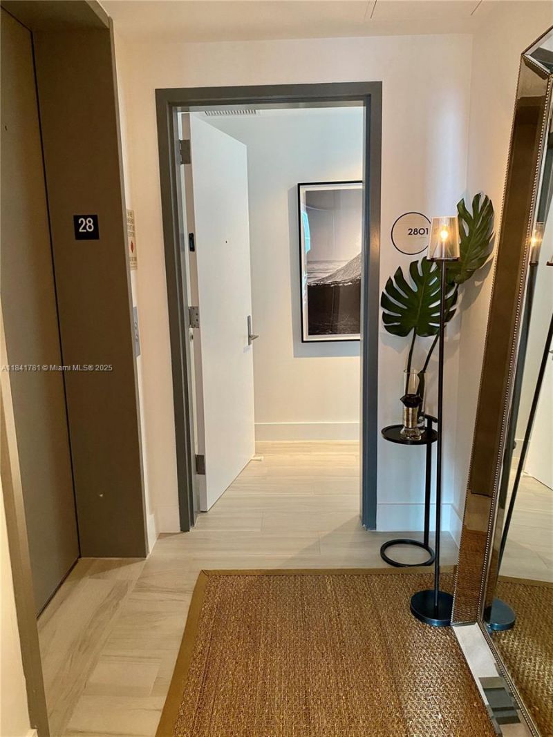 3131 NE 7th Ave, Unit 2801, Miami, FL 33137 Photo