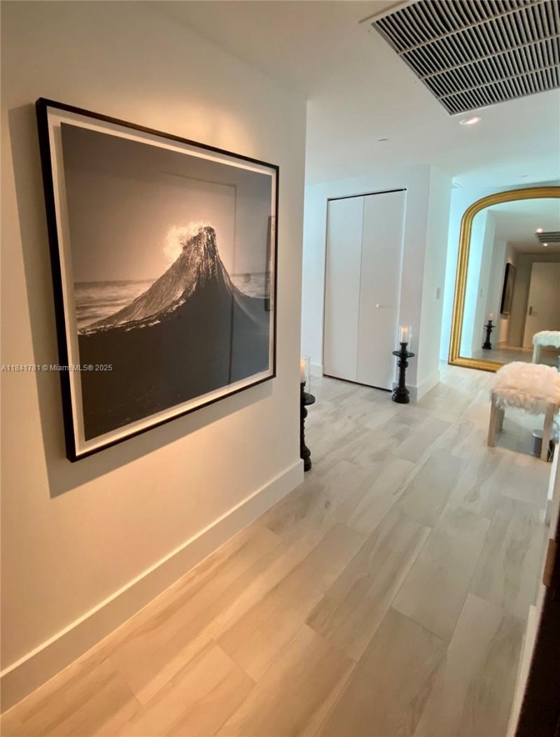 3131 NE 7th Ave, Unit 2801, Miami, FL 33137 Photo