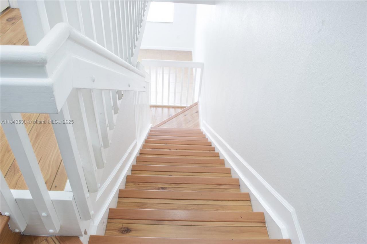 153 SE 28th Pl, Unit 3, Homestead, FL 33033 Photo