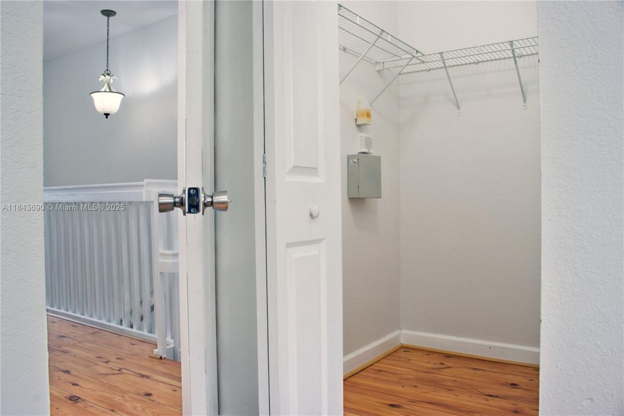 153 SE 28th Pl, Unit 3, Homestead, FL 33033 Photo