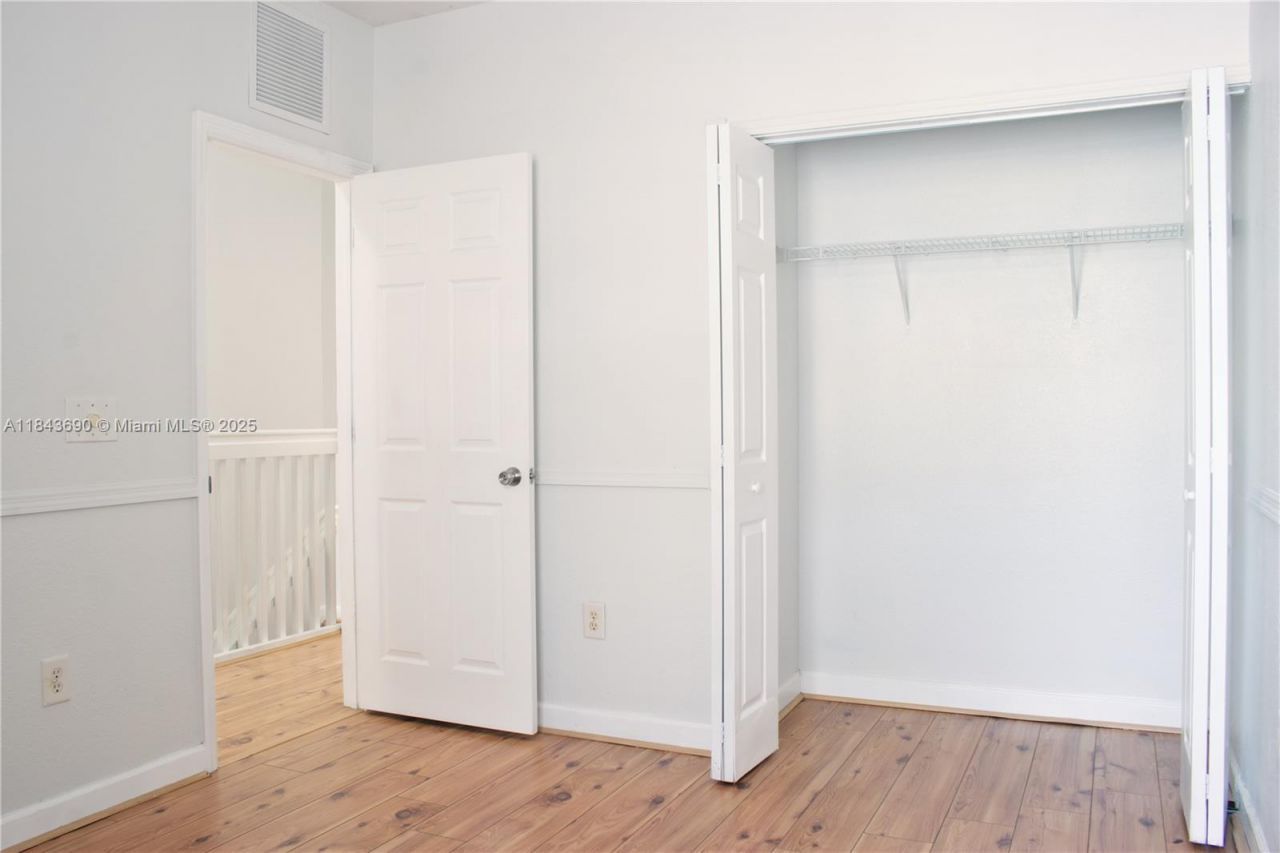 153 SE 28th Pl, Unit 3, Homestead, FL 33033 Photo