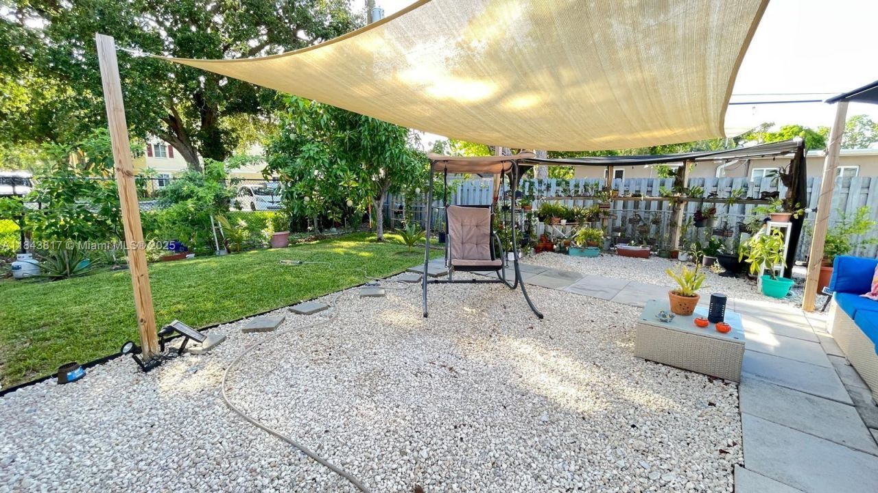 1445 NW 116th Ter, Miami, FL 33167 Photo