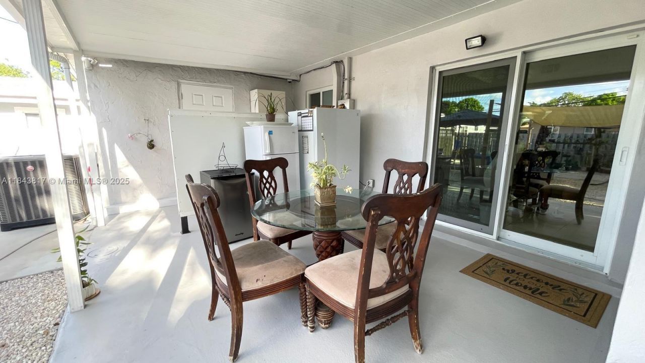 1445 NW 116th Ter, Miami, FL 33167 Photo