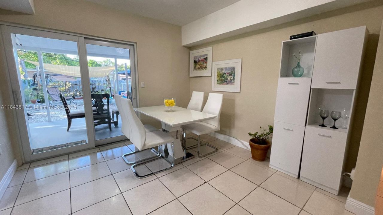 1445 NW 116th Ter, Miami, FL 33167 Photo