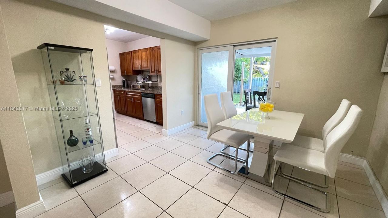 1445 NW 116th Ter, Miami, FL 33167 Photo