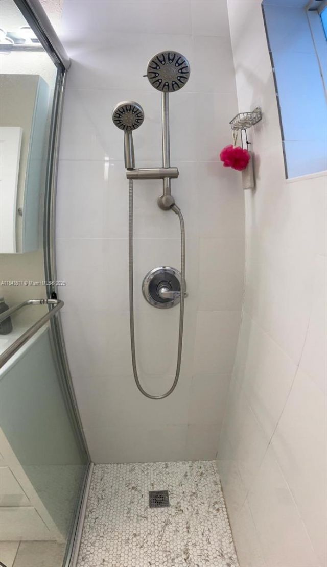 1445 NW 116th Ter, Miami, FL 33167 Photo