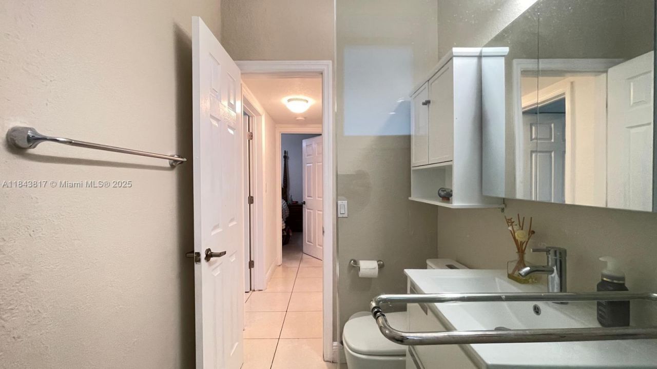 1445 NW 116th Ter, Miami, FL 33167 Photo