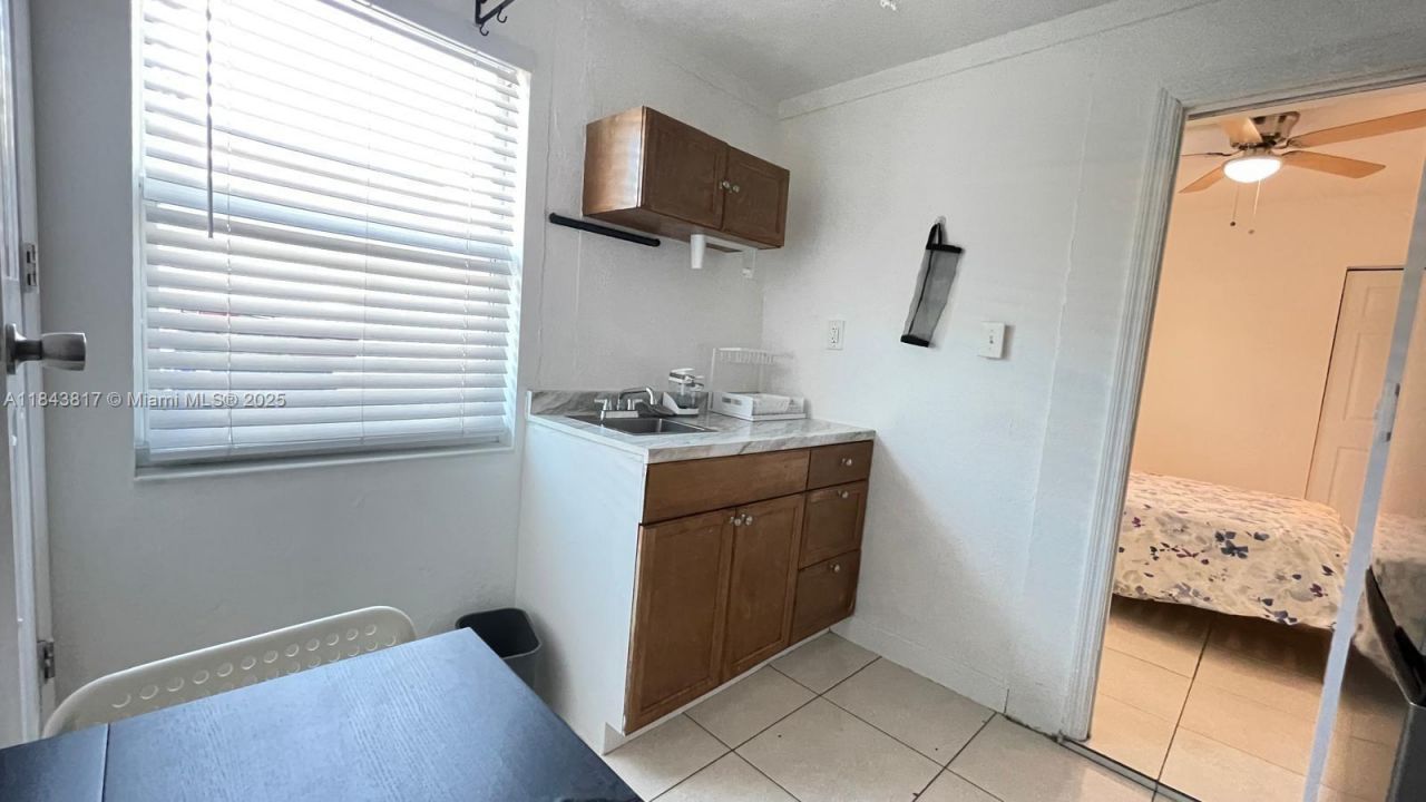 1445 NW 116th Ter, Miami, FL 33167 Photo