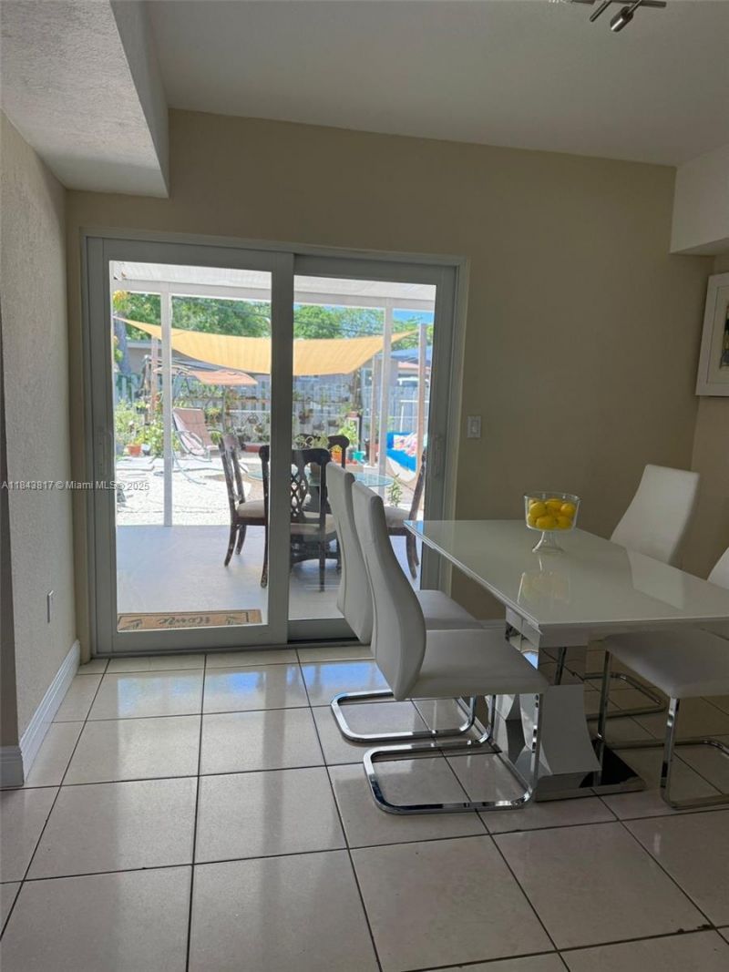 1445 NW 116th Ter, Miami, FL 33167 Photo