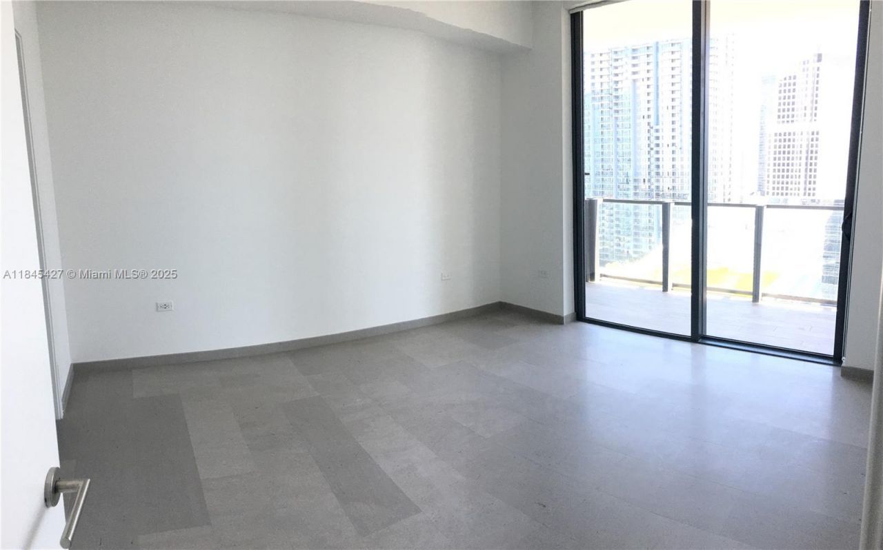 88 SW 7th St, Unit 2305, Miami, FL 33130 Photo