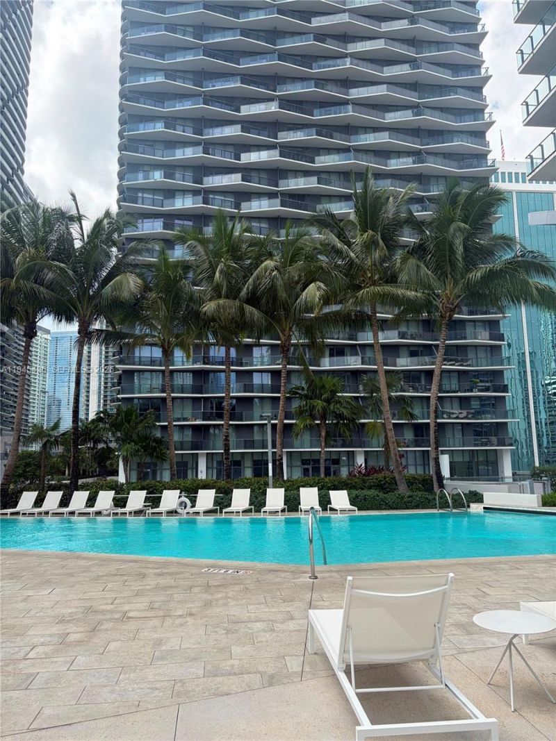 88 SW 7th St, Unit 2603, Miami, FL 33130 Photo