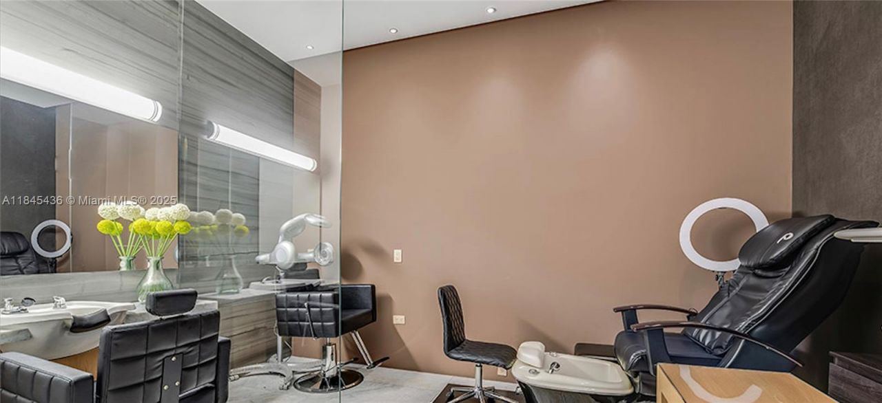 88 SW 7th St, Unit 2603, Miami, FL 33130 Photo