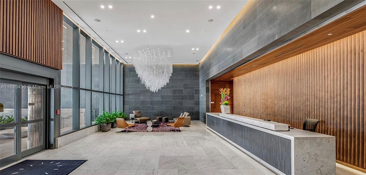 88 SW 7th St, Unit 2603, Miami, FL 33130 Photo