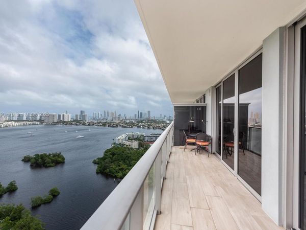 16385 Biscayne Blvd, Unit 2904, North Miami Beach, FL 33160