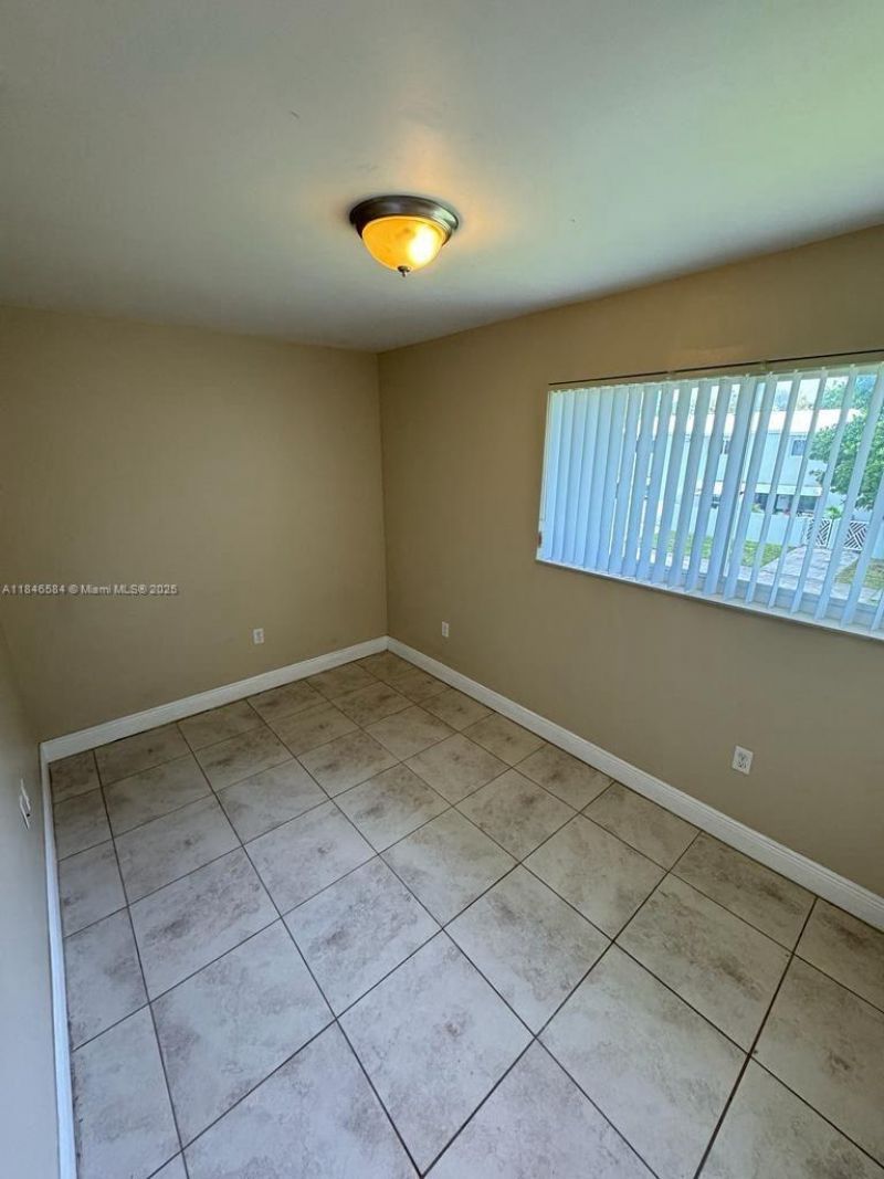 483 NW 19th St, Unit 362, Miami, FL 33136 Photo