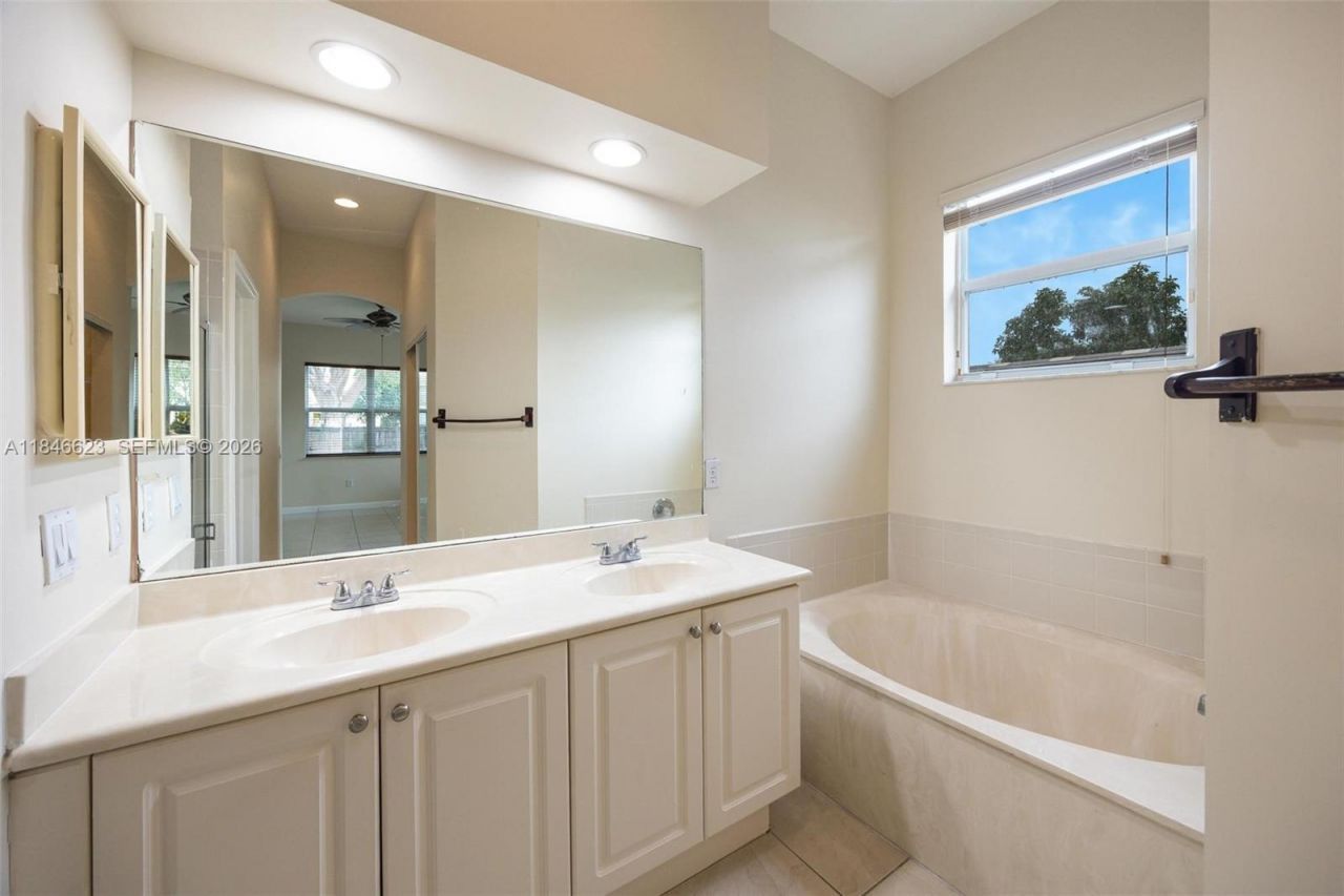 1780 SE 19th Ter, Homestead, FL 33035 Photo