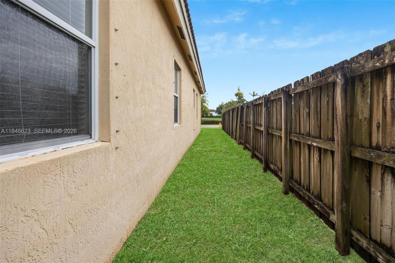 1780 SE 19th Ter, Homestead, FL 33035 Photo