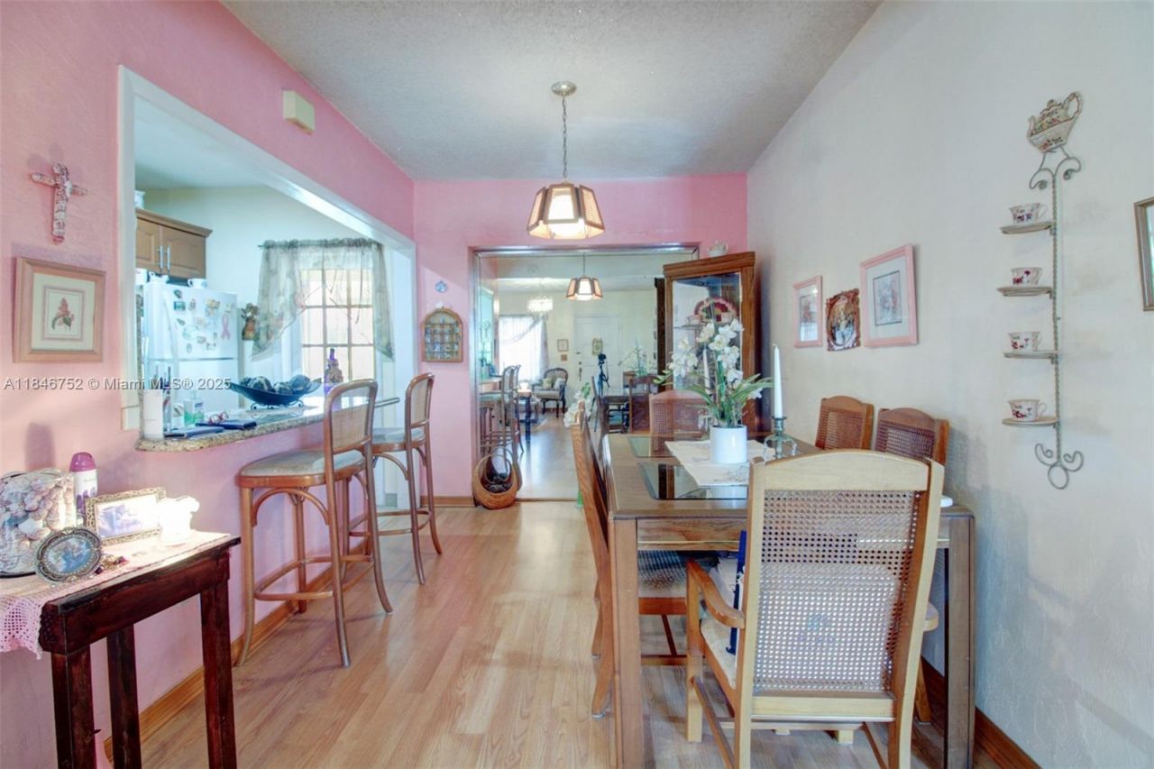 3600 NW 19th Ter, Miami, FL 33125 Photo