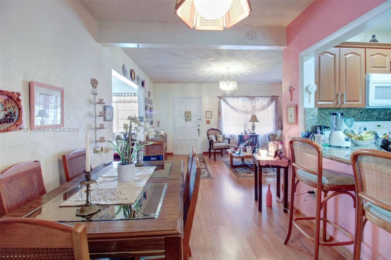 3600 NW 19th Ter, Miami, FL 33125 Photo