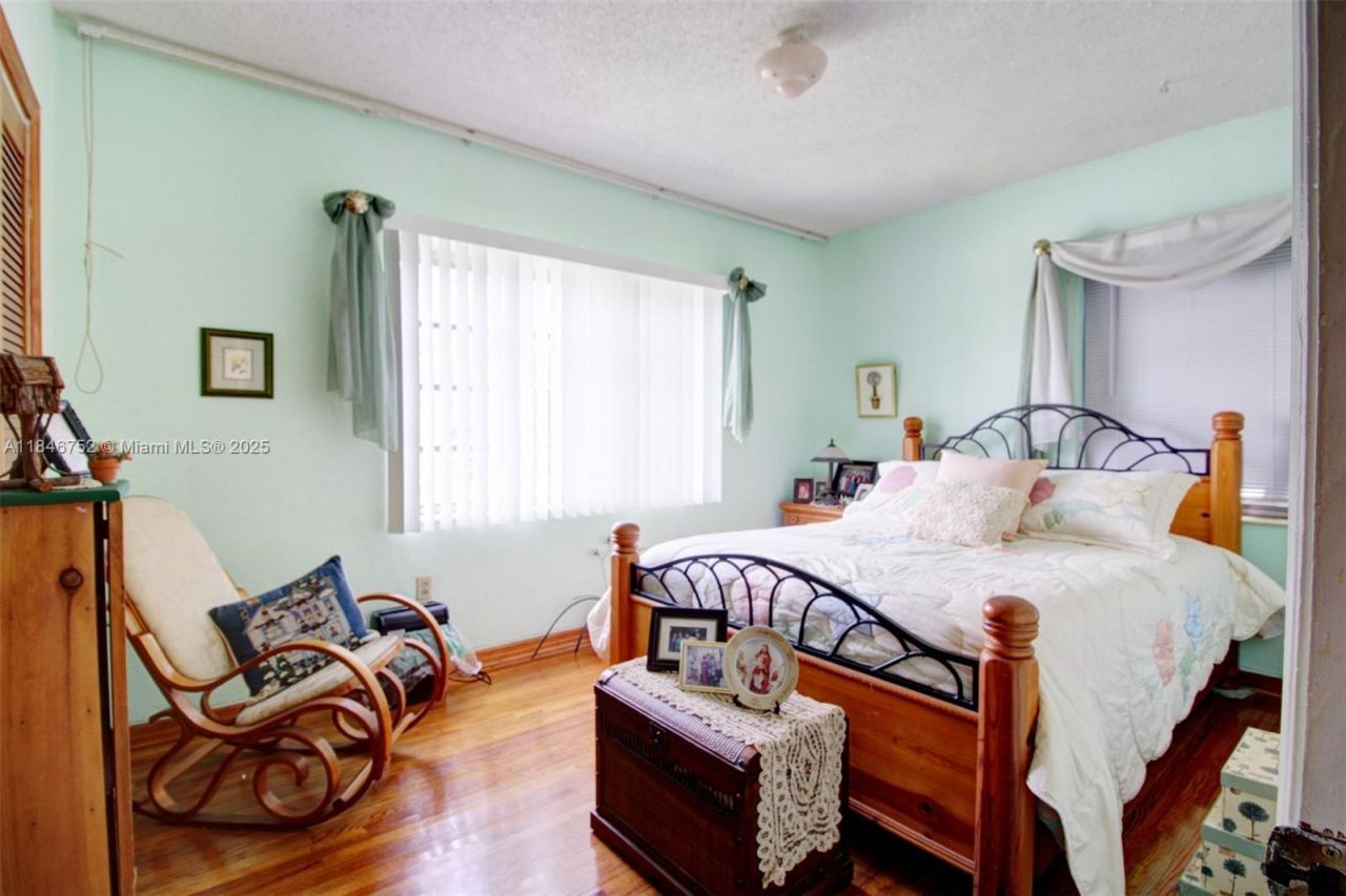 3600 NW 19th Ter, Miami, FL 33125 Photo