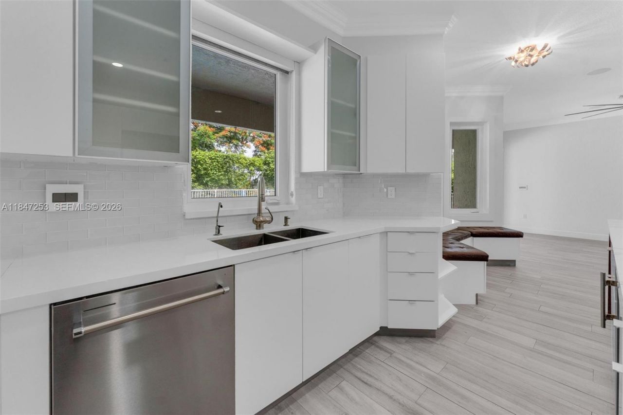 2128 SW 176th Ter, Miramar, FL 33029 Photo