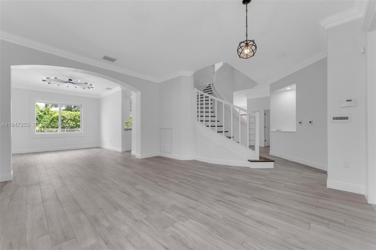 2128 SW 176th Ter, Miramar, FL 33029 Photo