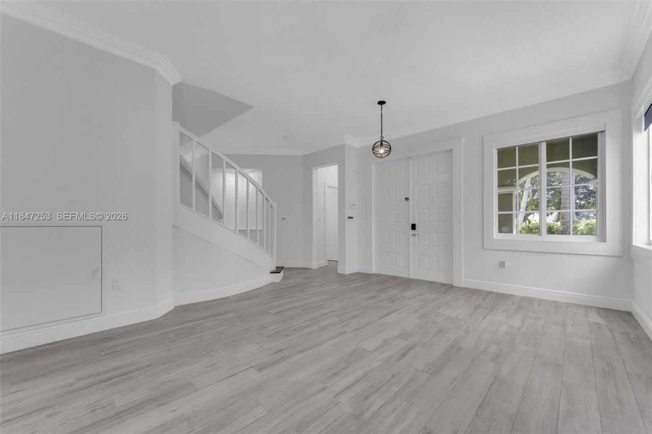 2128 SW 176th Ter, Miramar, FL 33029 Photo