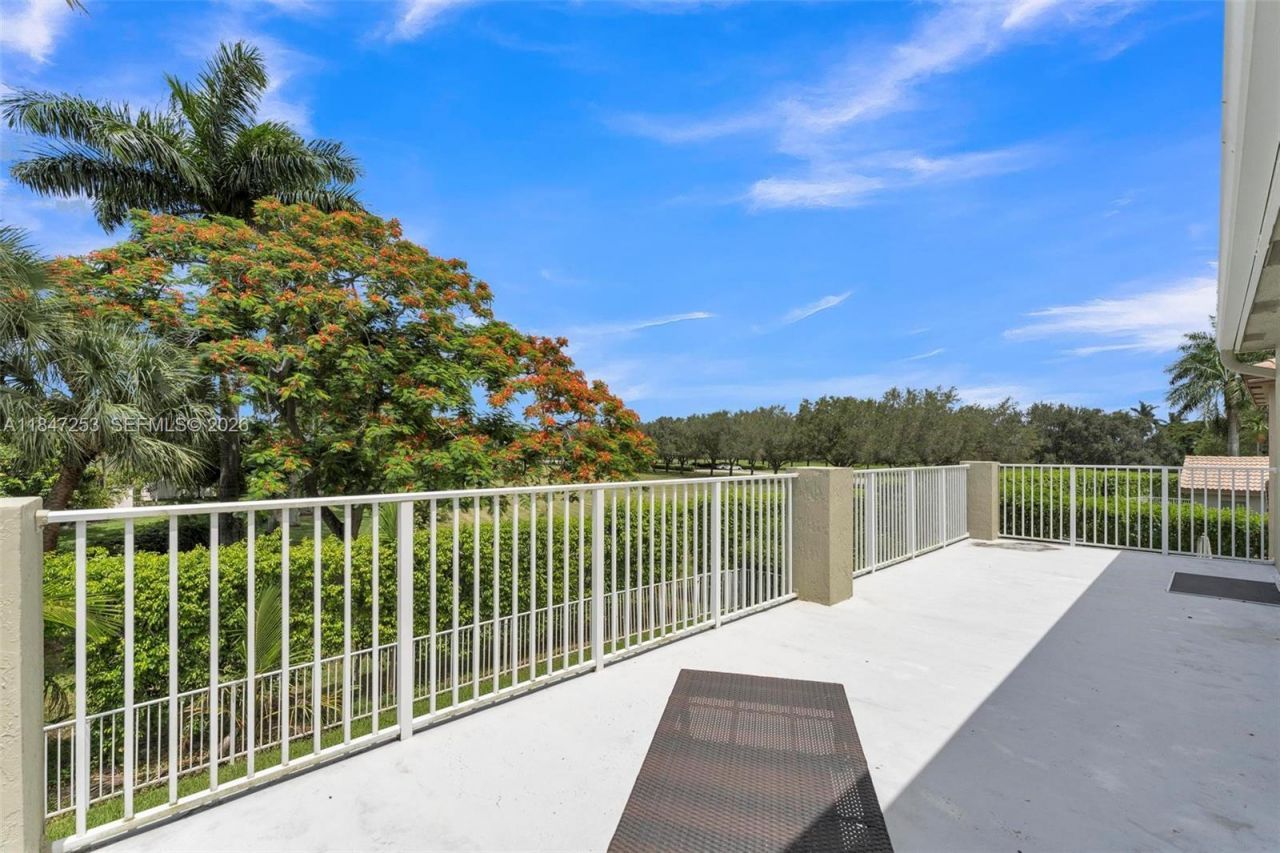 2128 SW 176th Ter, Miramar, FL 33029 Photo