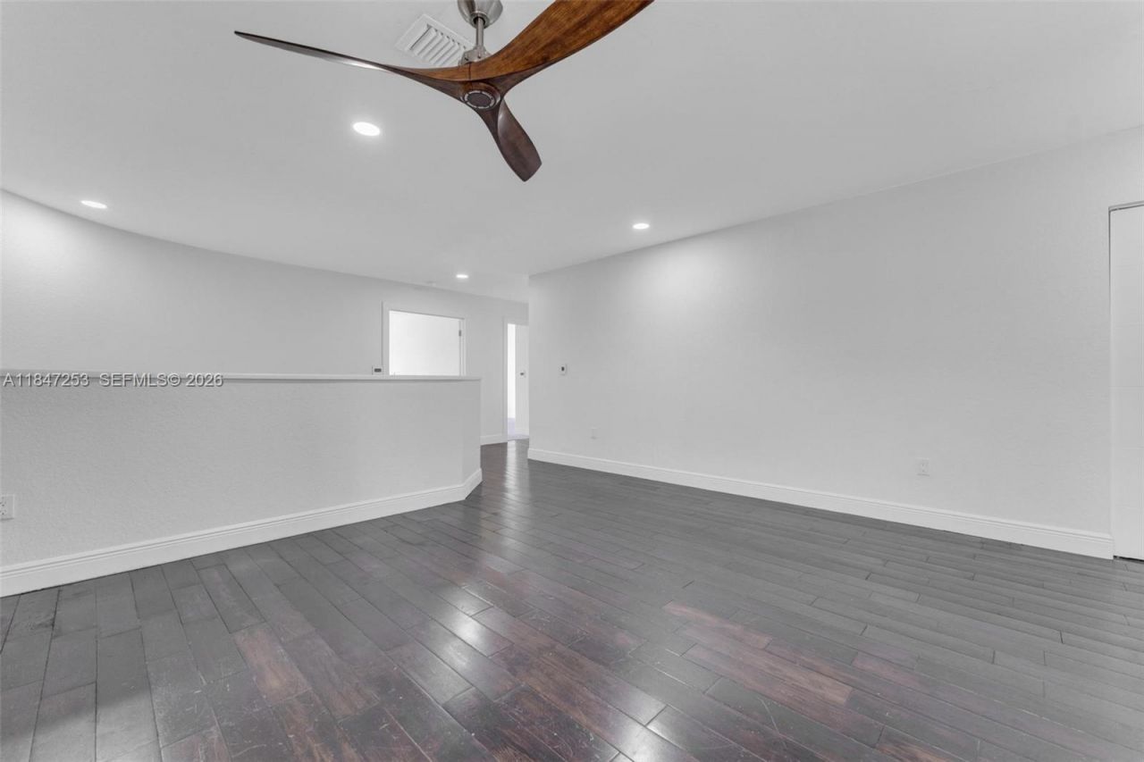 2128 SW 176th Ter, Miramar, FL 33029 Photo