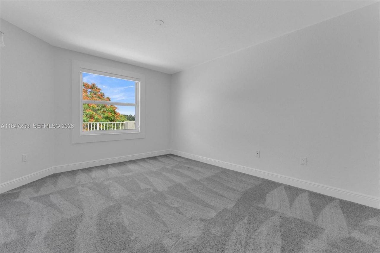 2128 SW 176th Ter, Miramar, FL 33029 Photo