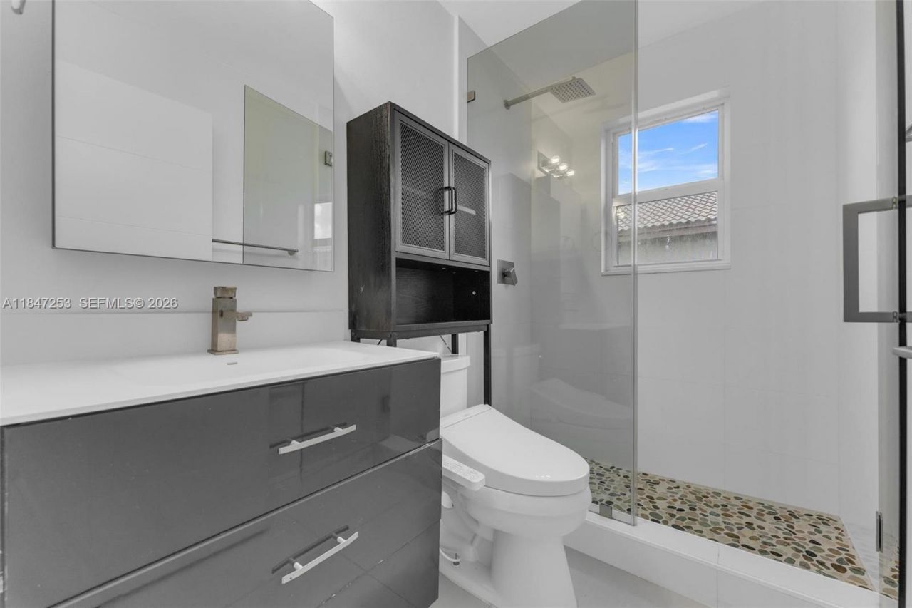 2128 SW 176th Ter, Miramar, FL 33029 Photo